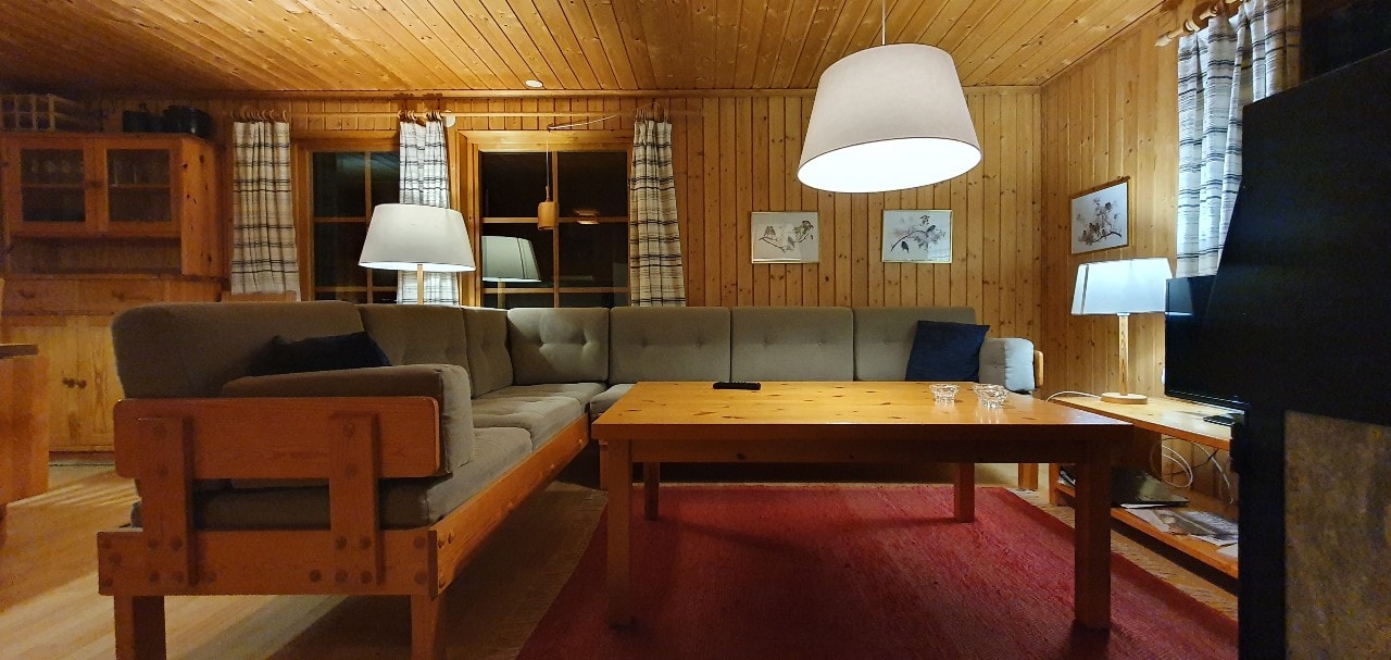 Bastu | Wi-Fi | Terrass | Braskamin | Kabel-TV 2 Stugor & Boende