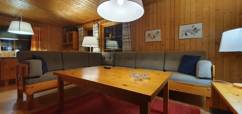 Bastu | Wi-Fi | Terrass | Braskamin | Kabel-TV 4 Stugor & Boende