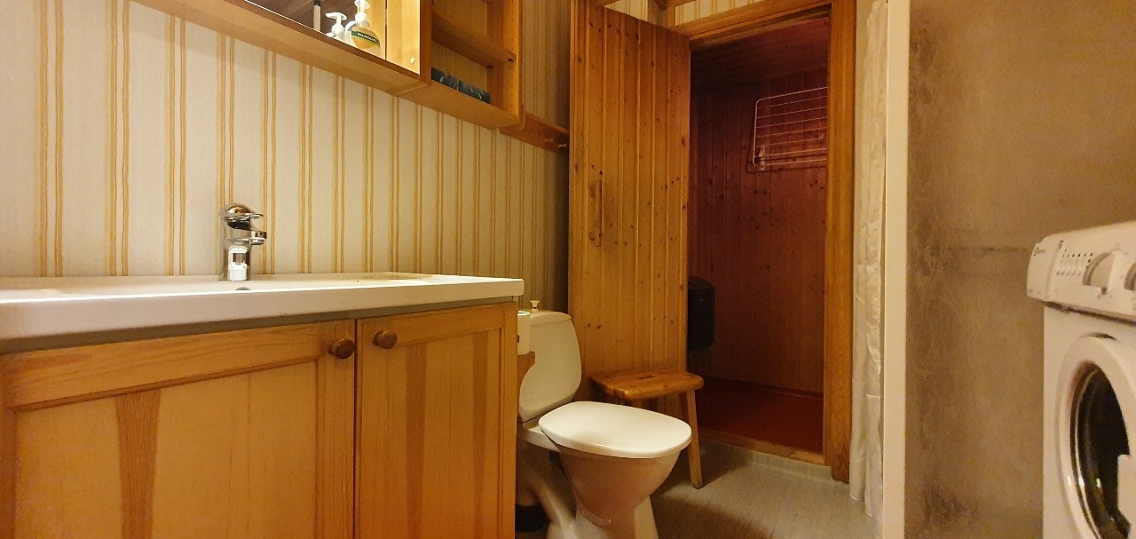 Bastu | Wi-Fi | Terrass | Braskamin | Kabel-TV 7 Stugor & Boende