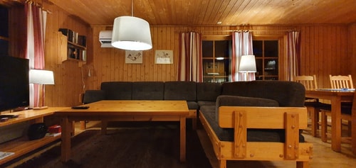 Bastu | Wi-Fi | Terrass | Braskamin | Kabel-TV 2 Stugor & Boende