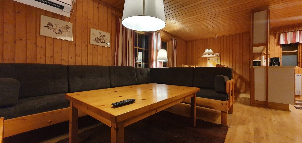 Bastu | Wi-Fi | Terrass | Braskamin | Kabel-TV 4 Stugor & Boende