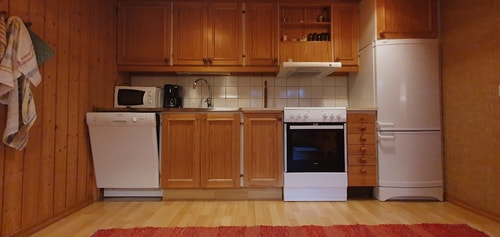 Bastu | Wi-Fi | Terrass | Braskamin | Kabel-TV 5 Stugor & Boende