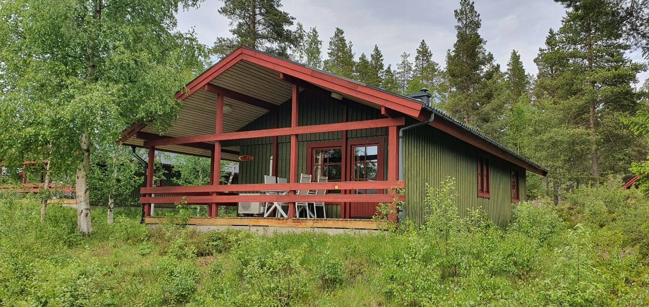 Bastu | Wi-Fi | Terrass | Braskamin | Kabel-TV Stugor & Boende