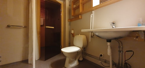 Sauna | Wi-Fi | Terrace | Wood stove | Cable TV 7 Stugor & Boende