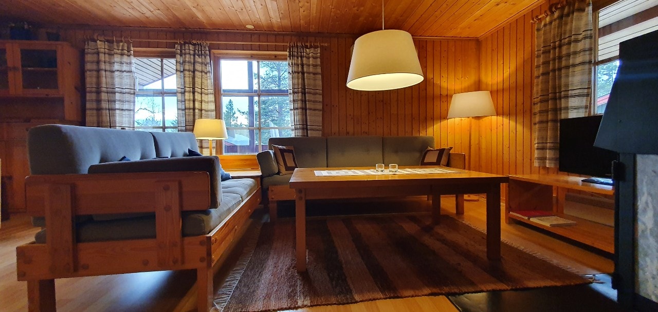 Sauna | Wi-Fi | Terrace | Wood stove | Cable TV 2 Stugor & Boende