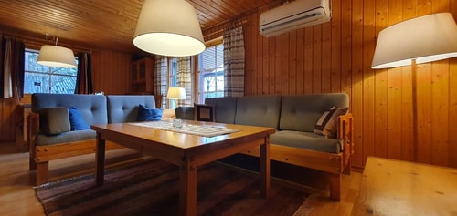 Sauna | Wi-Fi | Terrace | Wood stove | Cable TV 4 Stugor & Boende