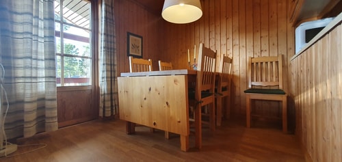 Sauna | Wi-Fi | Terrace | Wood stove | Cable TV 7 Stugor & Boende