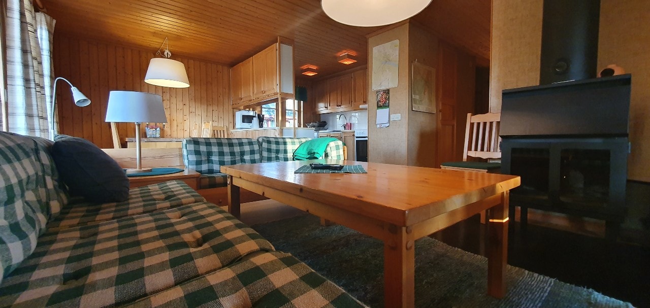 Sauna | Wi-Fi | Terrace | Wood stove | Cable TV 3 Stugor & Boende