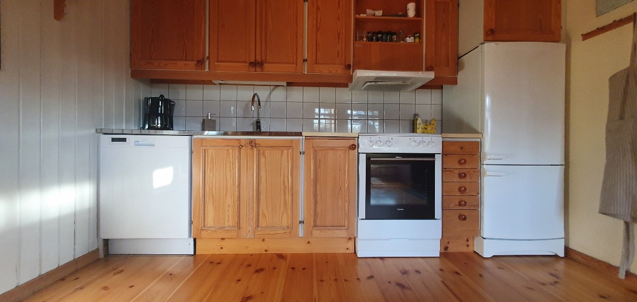 Sauna | Wi-Fi | Terrace | Wood stove | Cable TV 6 Stugor & Boende