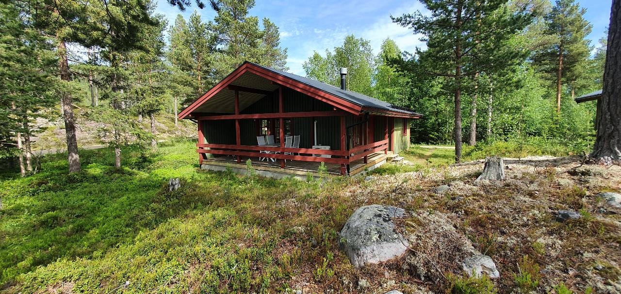 Sauna | Wi-Fi | Terrace | Wood stove | Cable TV Stugor & Boende