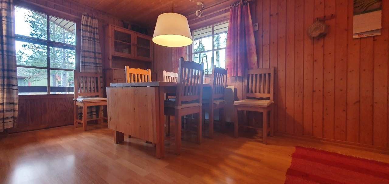 Sauna | Wi-Fi | Terrace | Wood stove | Cable TV 7 Stugor & Boende