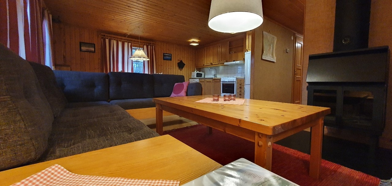 Bastu | Wi-Fi | Terrass | Braskamin | Kabel-TV 4 Stugor & Boende