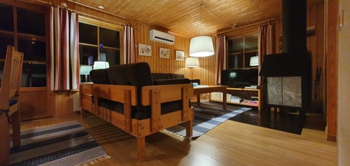 Sauna | Wi-Fi | Terrace | Wood stove | Cable TV 4 Stugor & Boende