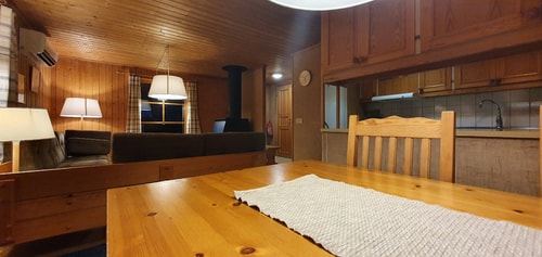 Sauna | Wi-Fi | Terrace | Wood stove | Cable TV 7 Stugor & Boende