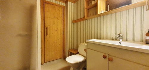 Sauna | Wi-Fi | Terrace | Wood stove | Cable TV 7 Stugor & Boende