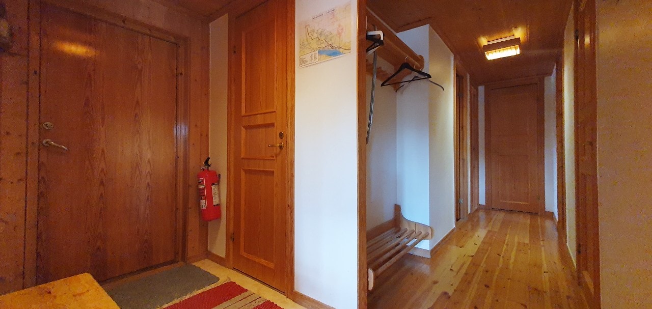 Bastu | Wi-Fi | Terrass | Braskamin | Kabel-TV 1 Stugor & Boende