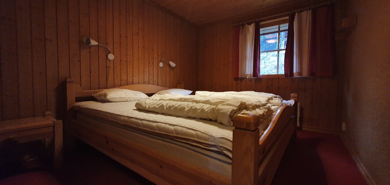 Bastu | Wi-Fi | Terrass | Braskamin | Kabel-TV 8 Stugor & Boende