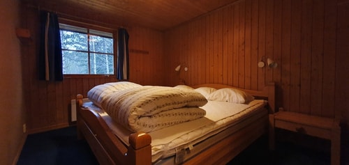 Bastu | Wi-Fi | Terrass | Braskamin | Kabel-TV 9 Stugor & Boende