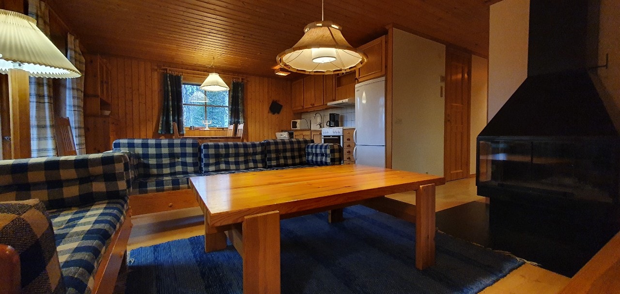 Bastu | Wi-Fi | Terrass | Braskamin | Kabel-TV 3 Stugor & Boende