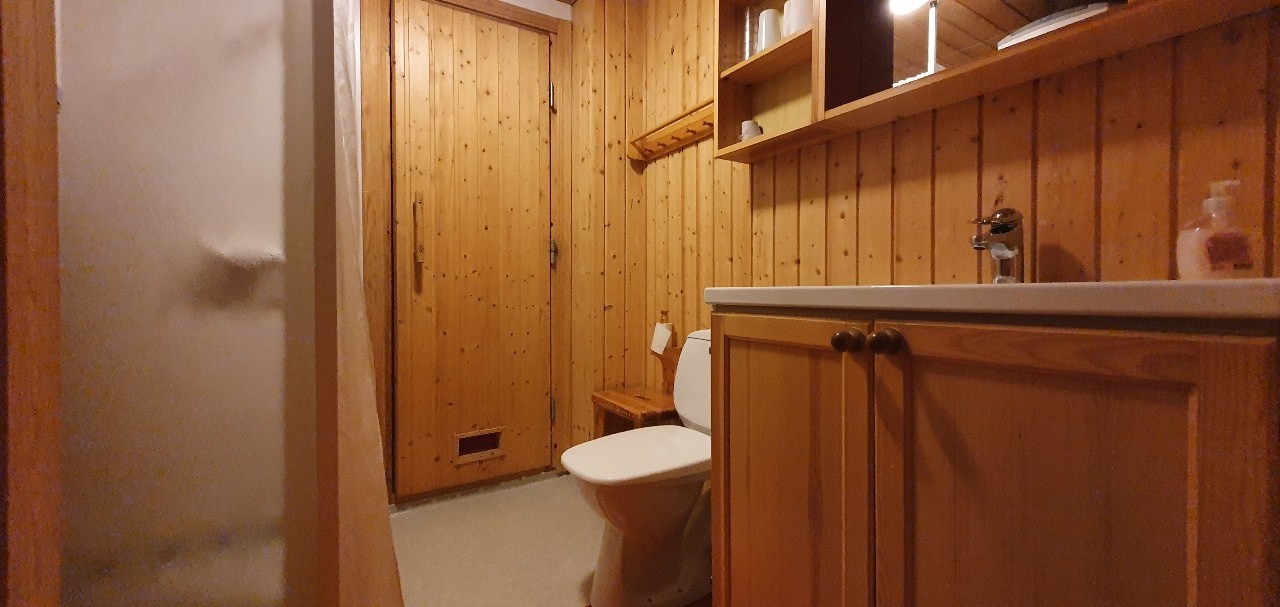 Sauna | Wi-Fi | Terrace | Wood stove | Cable TV 7 Stugor & Boende