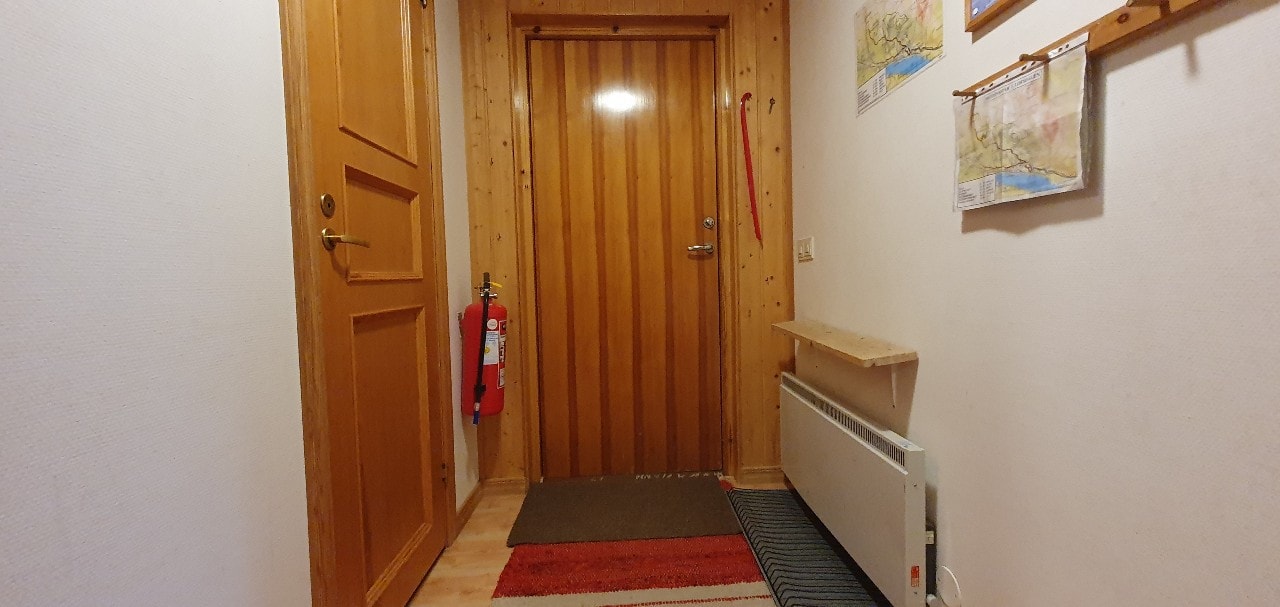 Sauna | Wi-Fi | Terrace | Wood stove | Cable TV 2 Stugor & Boende