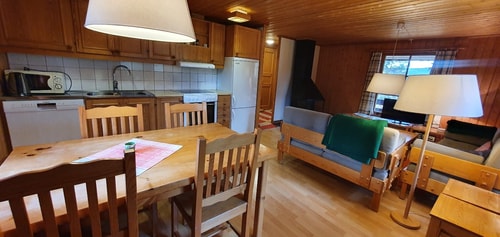 Sauna | Wi-Fi | Terrace | Wood stove | Cable TV 6 Stugor & Boende