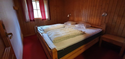 Sauna | Wi-Fi | Terrace | Wood stove | Cable TV 9 Stugor & Boende