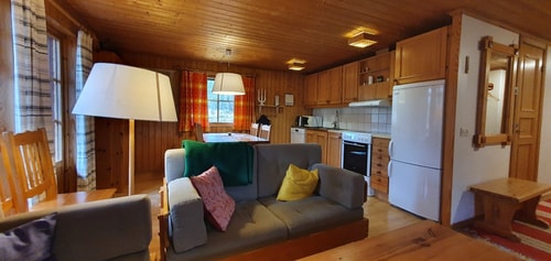 Sauna | Wi-Fi | Terrace | Wood stove | Cable TV 5 Stugor & Boende