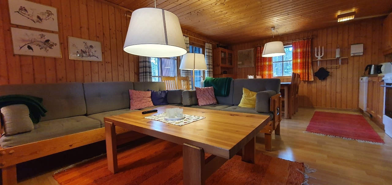 Sauna | Wi-Fi | Terrace | Wood stove | Cable TV 3 Stugor & Boende