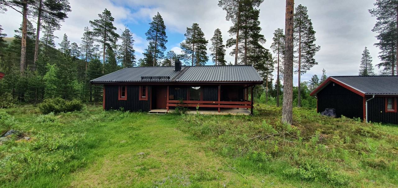 Bastu | Wi-Fi | Terrass | Braskamin | Kabel-TV Stugor & Boende