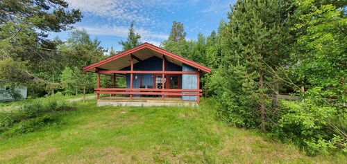 Bastu | Wi-Fi | Terrass | Braskamin | Kabel-TV 12 Stugor & Boende