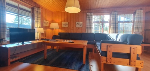 Sauna | Wi-Fi | Terrace | Wood stove | Cable TV 2 Stugor & Boende