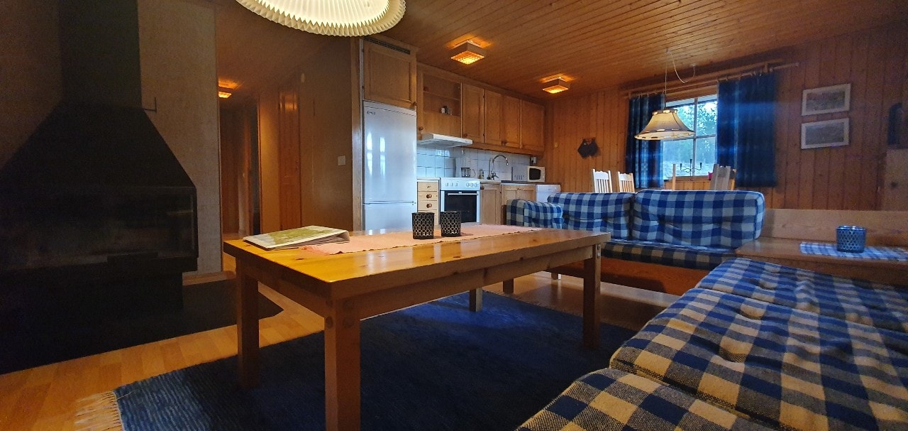 Sauna | Wi-Fi | Terrace | Wood stove | Cable TV 3 Stugor & Boende