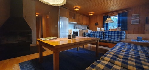 Sauna | Wi-Fi | Terrace | Wood stove | Cable TV 3 Stugor & Boende