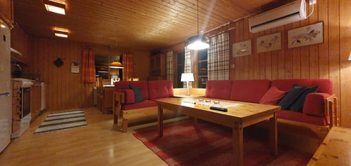 Sauna | Wi-Fi | Terrace | Wood stove | Cable TV 3 Stugor & Boende