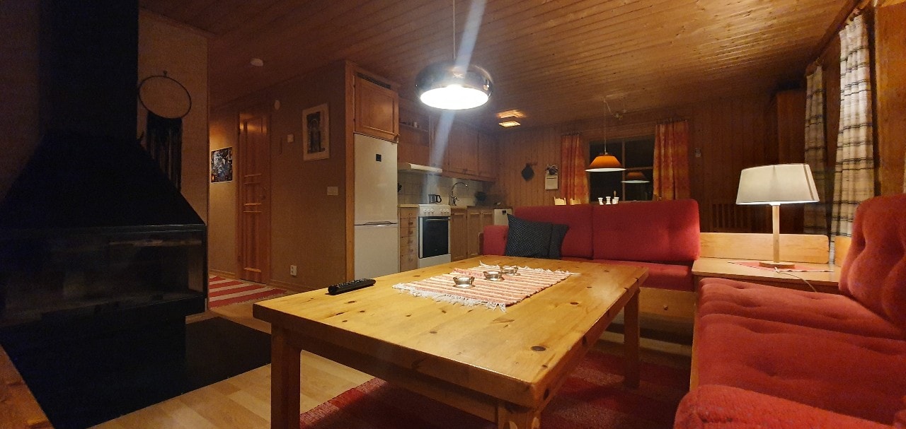 Sauna | Wi-Fi | Terrace | Wood stove | Cable TV 4 Stugor & Boende