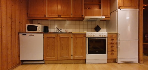 Sauna | Wi-Fi | Terrace | Wood stove | Cable TV 5 Stugor & Boende