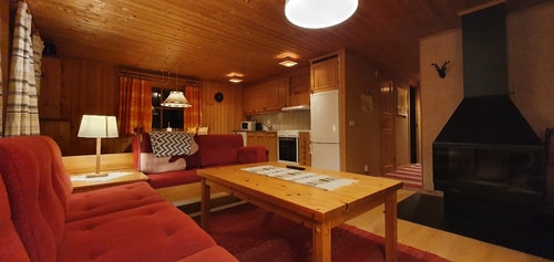 Sauna | Wi-Fi | Terrace | Wood stove | Cable TV 4 Stugor & Boende