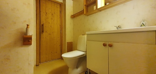 Sauna | Wi-Fi | Terrace | Wood stove | Cable TV 7 Stugor & Boende