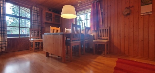 Sauna | Wi-Fi | Terrace | Wood stove | Cable TV 7 Stugor & Boende