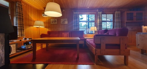 Sauna | Wi-Fi | Terrace | Wood stove | Cable TV 2 Stugor & Boende