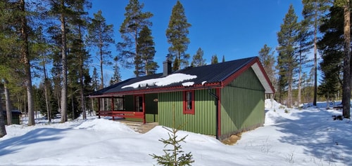 Sauna | Wi-Fi | Terrace | Wood stove | Cable TV 11 Stugor & Boende