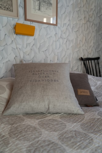 Sauna | WiFi | Terrace | Pets OK | Lakeside plot 20 Lofsdalen Home