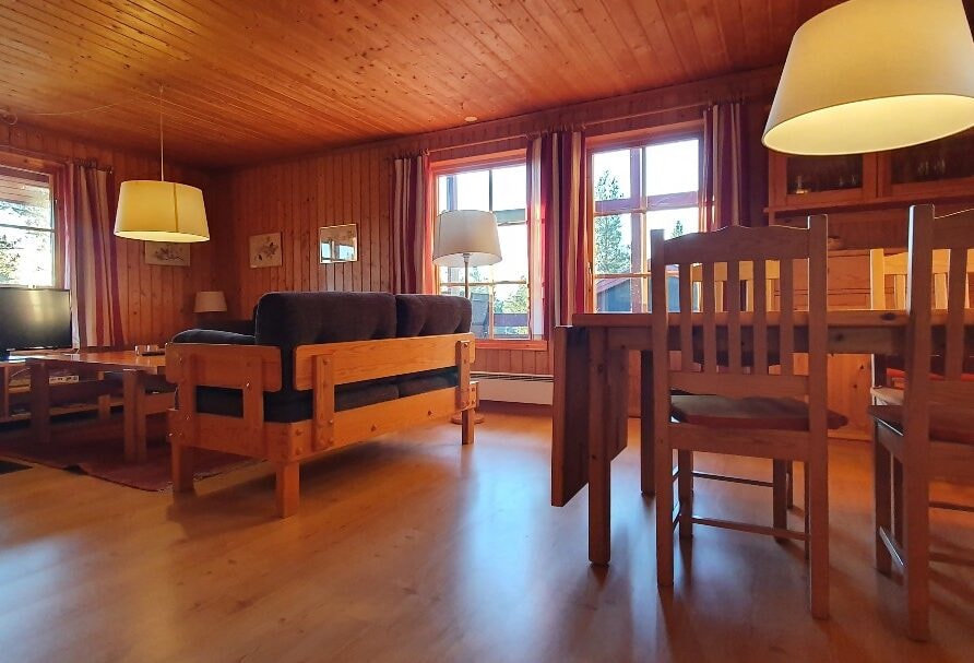 Sauna | Wi-Fi | Terrace | Wood stove | Cable TV 6 Stugor & Boende