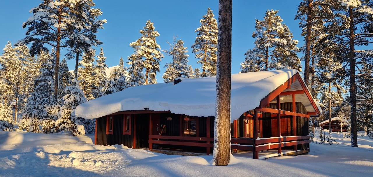 Bastu | Wi-Fi | Terrass | Braskamin | Kabel-TV 11 Stugor & Boende