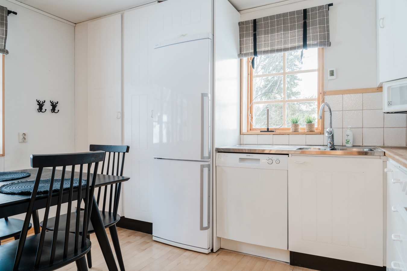 Ski-in/Ski-out | Wi-Fi | Bastu | Terrass | Kamin 16 Lofsdalen Home