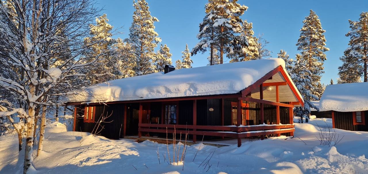 Sauna | Wi-Fi | Terrace | Wood stove | Cable TV 11 Stugor & Boende