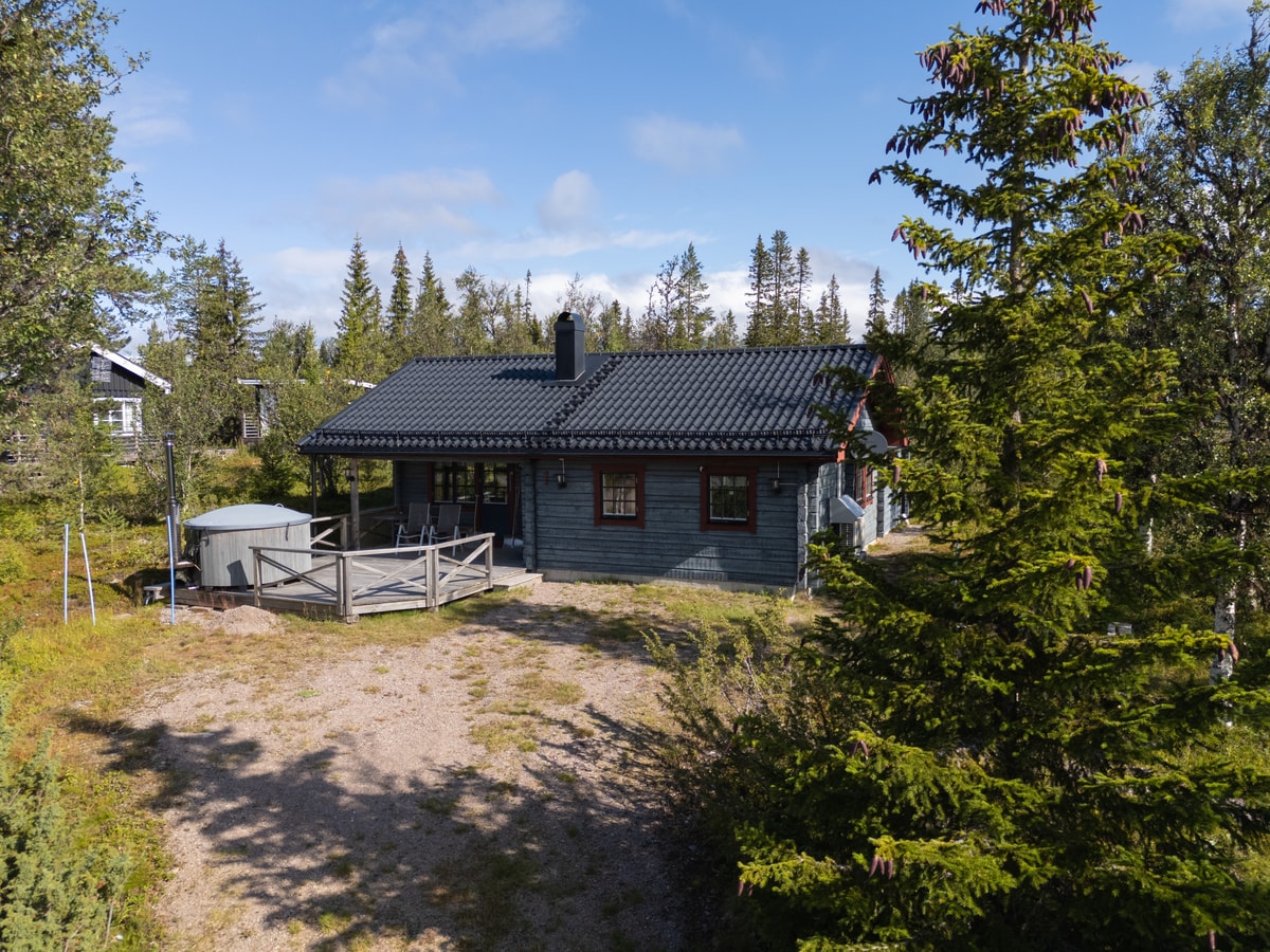 Sauna | Hot Tub | WiFi | Terrace | Pet Friendly 6 Lofsdalen Home