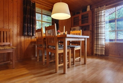 Sauna | Wi-Fi | Terrace | Wood stove | Cable TV 6 Stugor & Boende