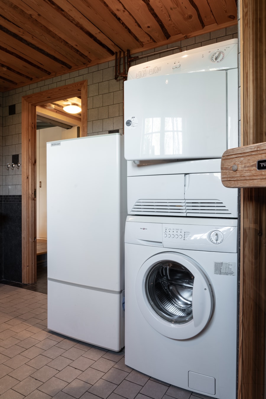 Sauna | Hot Tub | WiFi | Terrace | Pet Friendly 24 Lofsdalen Home